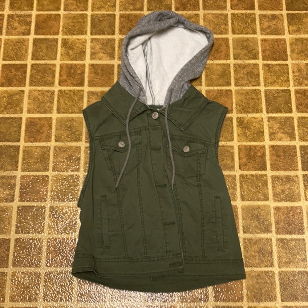 Denim Wallflower vest with hood size L